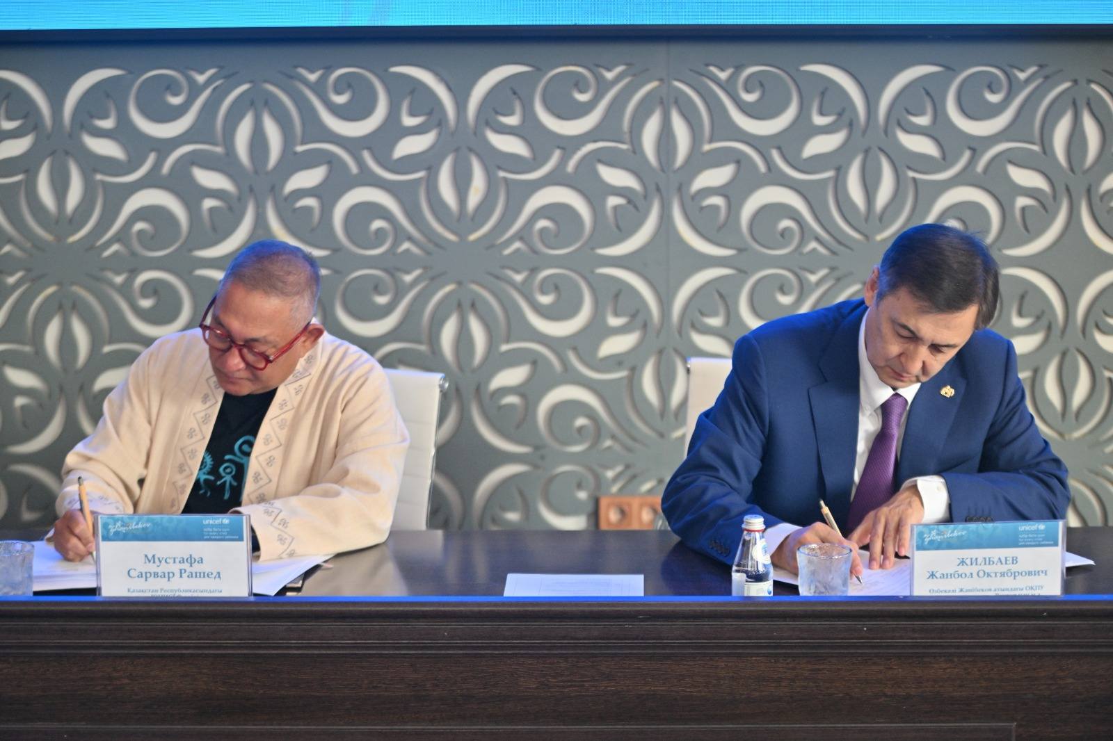 ZHANIBEKOV UNIVERSITY-де ЮНИСЕФ-тің ҚАЗАҚСТАНДАҒЫ ТҰҢҒЫШ ХАБЫ АШЫЛДЫ!